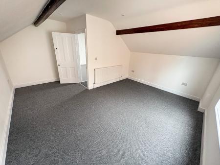 4 bedroom Terraced House to let in Haddon Road, West Bridgford, NG2