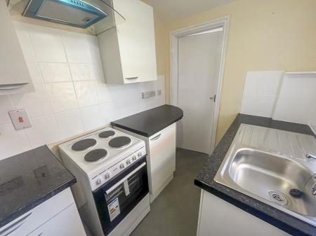 2 bedroom Terraced House to let in Bradgate Road, Nottingham, NG7
