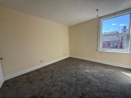 2 bedroom Terraced House to let in Bradgate Road, Nottingham, NG7