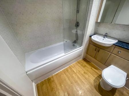 1 bedroom Flat to let in Colbrook Place, Carlton, Nottingham, NG4