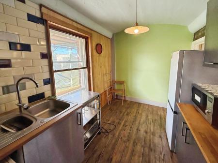 0 bedroom Studio flat to let in Park View Court, Bath Street, Nottingham, NG1