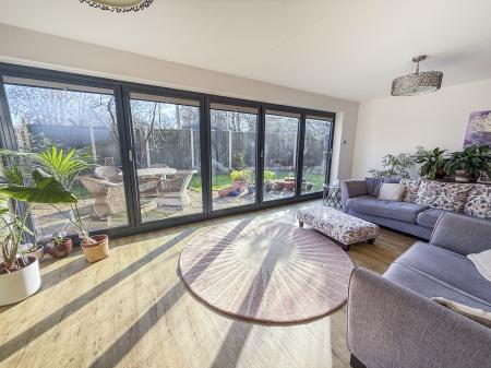 4 bedroom Detached house for sale in Ramblers Close, Colwick, NG4