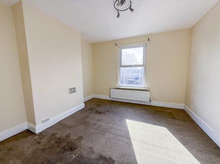 3 bedroom Semi-detached house to let in Berridge Road, Forest Fields, Nottingham, NG7