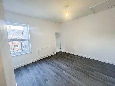 2 bedroom Terraced House to let in Curzon Street, Netherfield, Nottingham, NG4