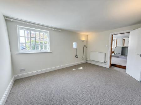 2 bedroom Cottage to let in Woods Lane, Flintham, Newark-on-Trent, NG23