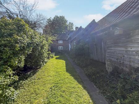 2 bedroom Cottage to let in Woods Lane, Flintham, Newark-on-Trent, NG23