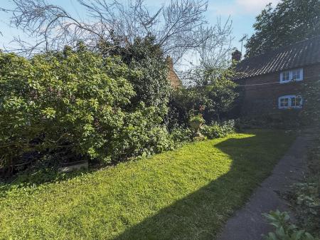 2 bedroom Cottage to let in Woods Lane, Flintham, Newark-on-Trent, NG23