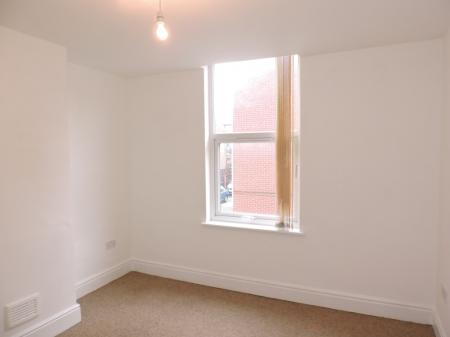 2 bedroom Flat to let in Scotholme Avenue, Hyson Green, Nottingham, NG7