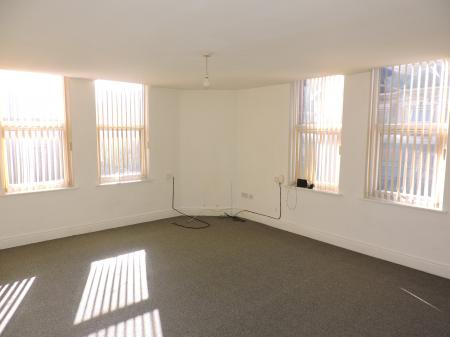 2 bedroom Flat to let in Scotholme Avenue, Hyson Green, Nottingham, NG7