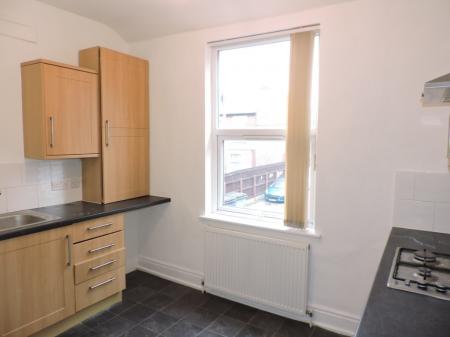 2 bedroom Flat to let in Scotholme Avenue, Hyson Green, Nottingham, NG7