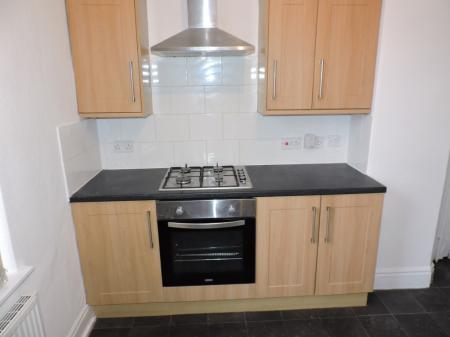 2 bedroom Flat to let in Scotholme Avenue, Hyson Green, Nottingham, NG7