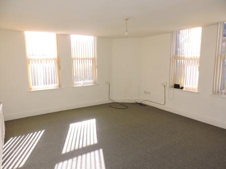2 bedroom Flat to let in Scotholme Avenue, Hyson Green, Nottingham, NG7