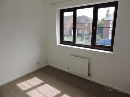 2 bedroom Terraced House to let in Mona Street, Beeston, NG9