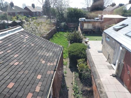 3 bedroom Terraced House to let in Derbyshire Lane, Hucknall, NG15