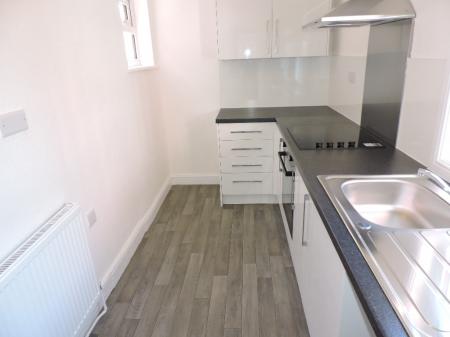 3 bedroom Terraced House to let in Derbyshire Lane, Hucknall, NG15