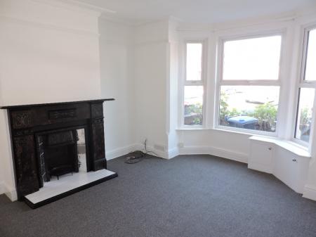 3 bedroom Terraced House to let in Derbyshire Lane, Hucknall, NG15