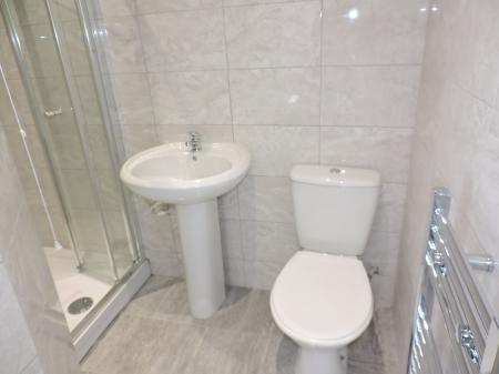 1 bedroom Studio flat to let in Main Street, Bulwell, Nottingham, NG6