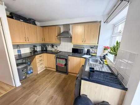 2 bedroom Semi-detached house to let in Sunlea Crescent, Stapleford, NG9