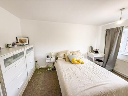 2 bedroom Semi-detached house to let in Sunlea Crescent, Stapleford, NG9