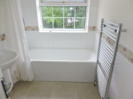2 bedroom Semi-detached house to let in Sunlea Crescent, Stapleford, NG9