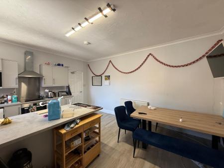 1 bedroom Flat to let in Kirk Gate, Newark-on-Trent, NG24