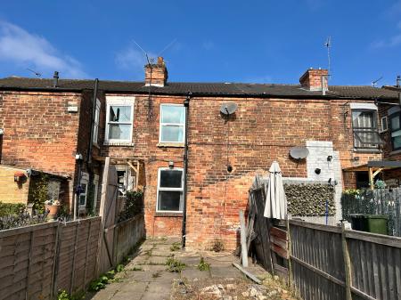 2 bedroom Terraced House to let in Dunstan Street, Nottingham, Netherfield, NG4