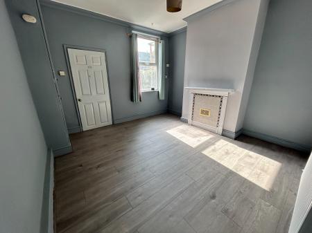 2 bedroom Terraced House to let in Dunstan Street, Nottingham, Netherfield, NG4