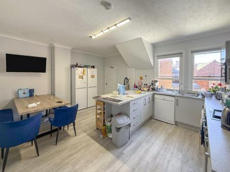 1 bedroom House share to let in Kirk Gate, Newark-on-Trent, NG24