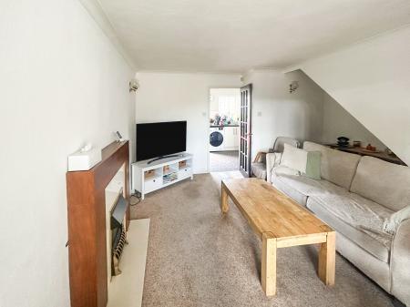 2 bedroom Town house to let in Holkham Close, Arnold, NG5