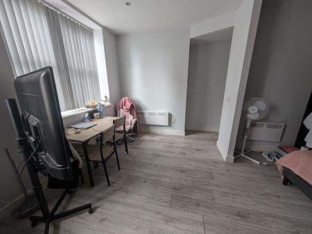 1 bedroom Flat to let in The Rock, Bury, BL9