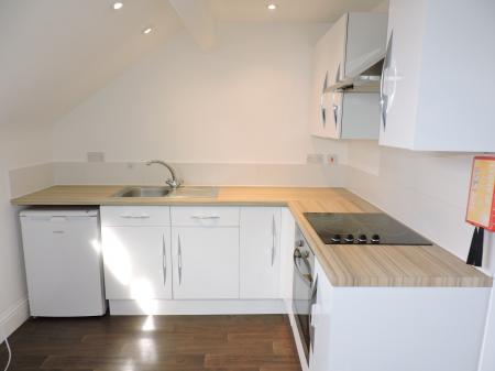 0 bedroom Studio flat to let in Wollaton Road, Beeston, NG9