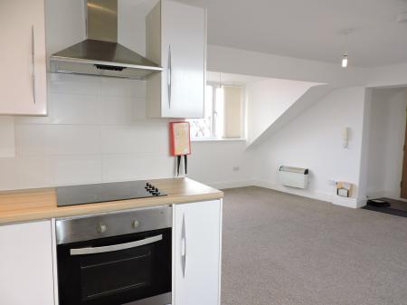 0 bedroom Studio flat to let in Wollaton Road, Beeston, NG9