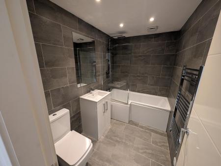 1 bedroom Flat to let in The Rock, BL9