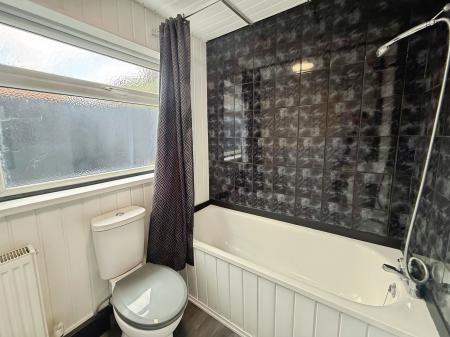 2 bedroom Terraced House to let in Rossington Road, Sneinton, Nottingham, NG2
