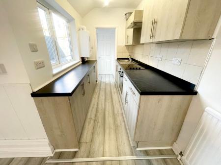 2 bedroom Terraced House to let in Rossington Road, Sneinton, Nottingham, NG2