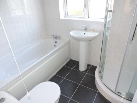 3 bedroom Semi-detached house to let in Perry Road, Sherwood, Nottingham, NG5