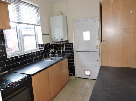 3 bedroom Semi-detached house to let in Perry Road, Sherwood, Nottingham, NG5
