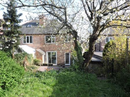 3 bedroom Semi-detached house to let in Perry Road, Sherwood, Nottingham, NG5