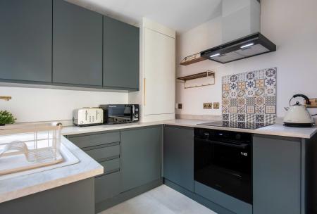 2 bedroom Detached house for sale in Montpelier Road, Dunkirk, Nottingham, NG7