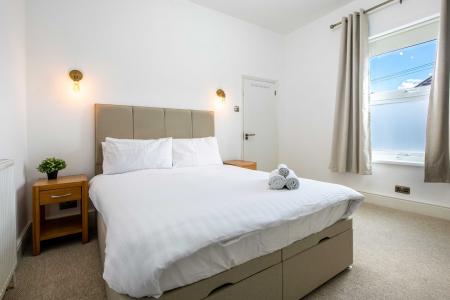 2 bedroom Detached house for sale in Montpelier Road, Dunkirk, Nottingham, NG7