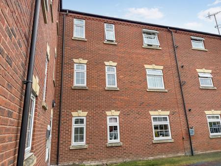 2 bedroom Flat to let in Millbank Place, Nottingham, Bestwood, NG6