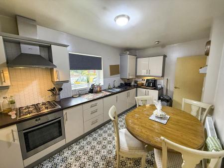 2 bedroom Flat to let in Millbank Place, Nottingham, Bestwood, NG6