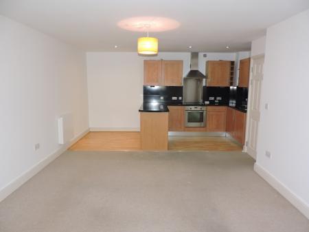 2 bedroom Flat to let in Plains Road, Mapperley, Nottingham, NG3