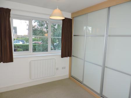 2 bedroom Flat to let in Plains Road, Mapperley, Nottingham, NG3