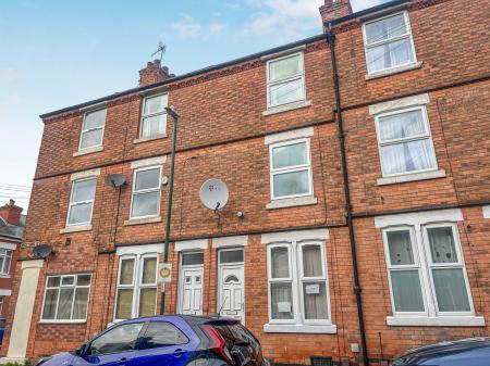 4 bedroom Terraced House for sale in Broxtowe Street, Nottinghamshire, Sherwood Nottingham, NG5