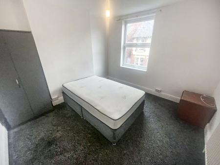 4 bedroom Terraced House for sale in Broxtowe Street, Nottinghamshire, Sherwood Nottingham, NG5
