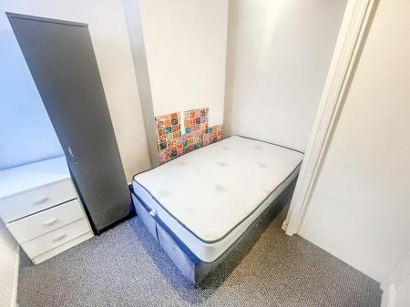 4 bedroom Terraced House for sale in Broxtowe Street, Nottinghamshire, Sherwood Nottingham, NG5