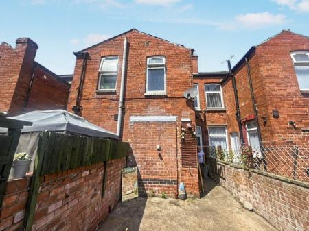 2 bedroom Terraced House to let in Hucknall Lane, Bulwell, NG6