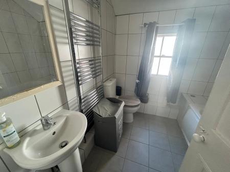 1 bedroom Flat to let in Redcliffe Road, Mapperley, Mapperley, Nottingham, NG3