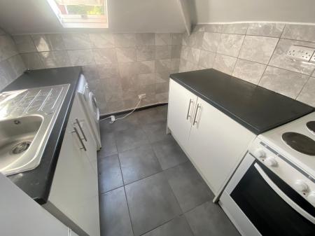 1 bedroom Studio flat to let in Zulla Road, Nottingham, Carrington, NG3